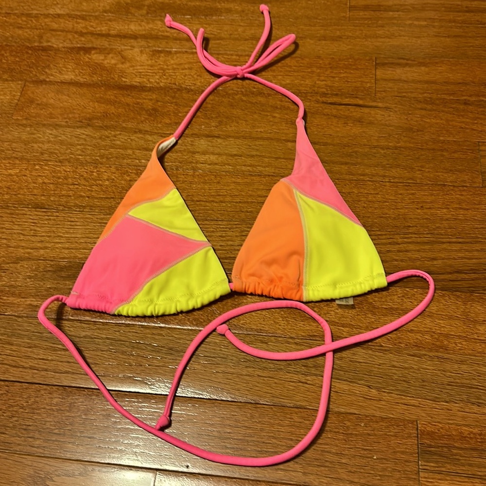 Victoria’s Secret Triangle Bikini Top